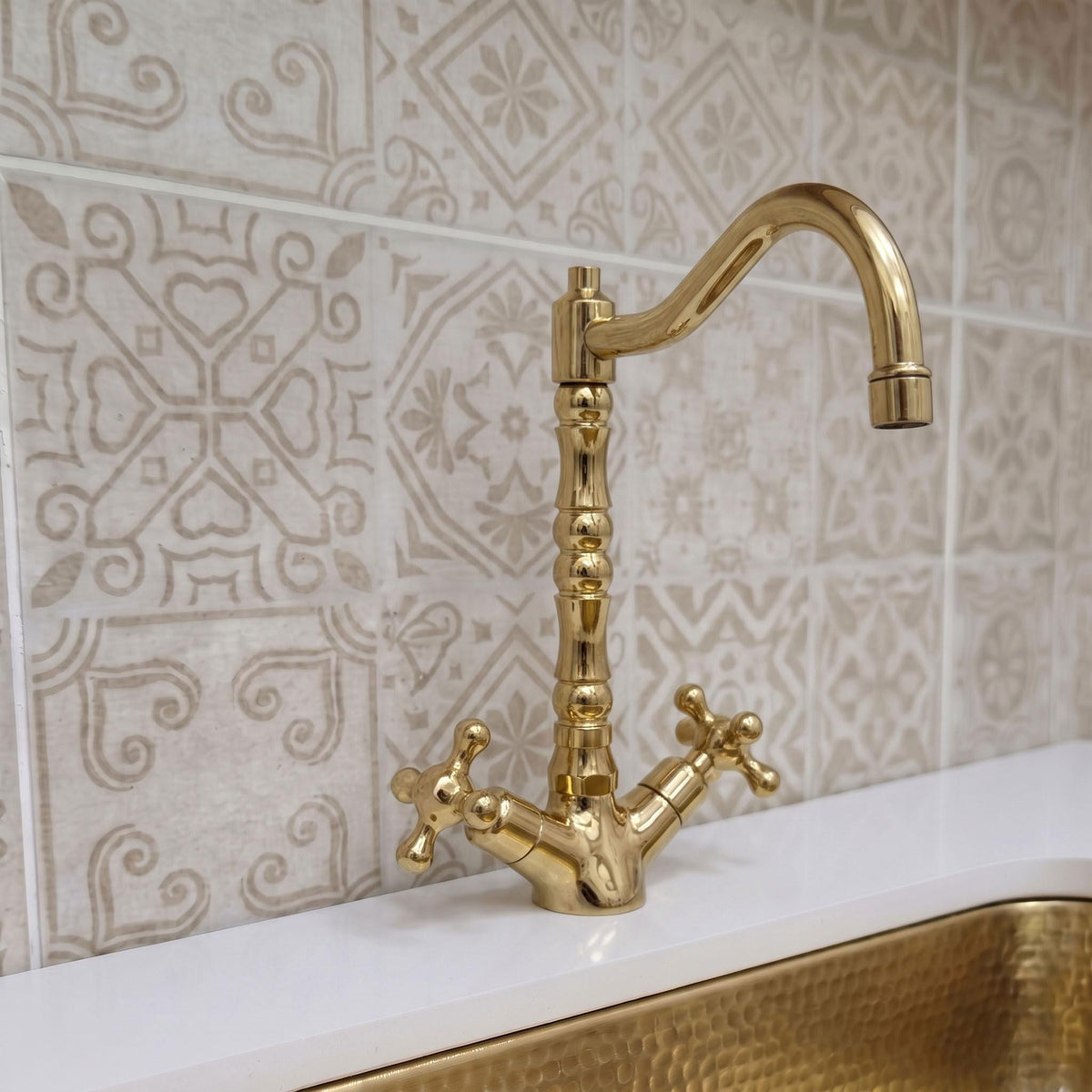 Unlacquered Brass Bathroom Faucet, Single Hole Vanity Sink Faucet with Cross Handles, 360 Swivel Curved Spout, Vintage V