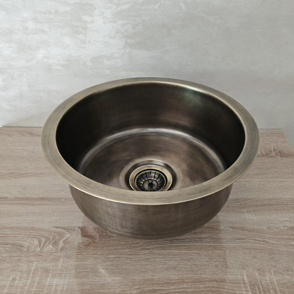 Antique Brass Bar Sink with Strainer